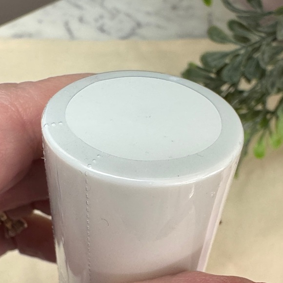 Jordan Samuel Skin Hydrate Facial Serum NEW - Picture 2 of 4